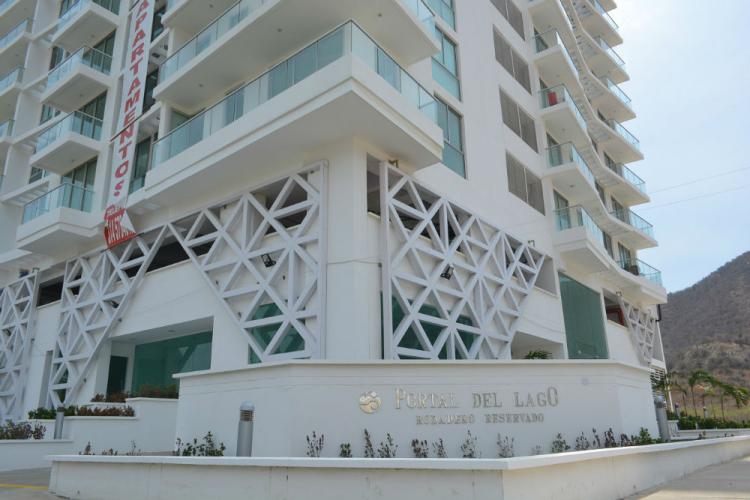 Edificio Portal del Lago Rodadero Reservado